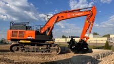 Hitachi ZX490LC-6