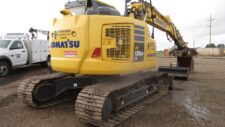 2017 Komatsu PC138USLC-11